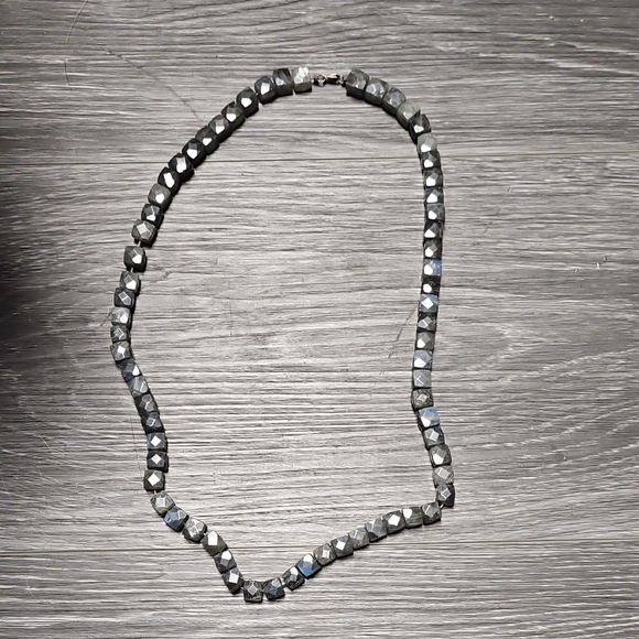 Jewelry - Elegant Black Beaded Necklace